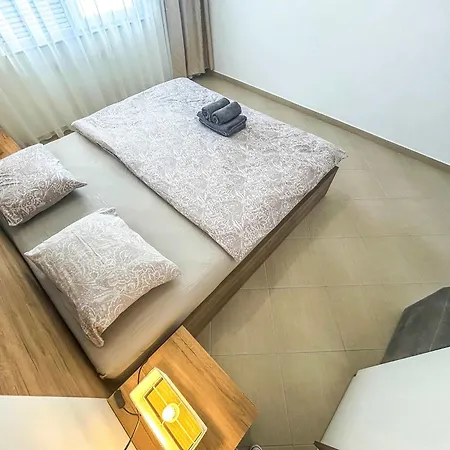 Spacious Living 828 Golem (Tirana)