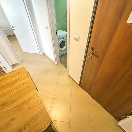 Spacious Living 828 Inn Golem (Tirana)