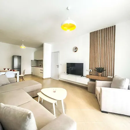 Inn Spacious Living 828