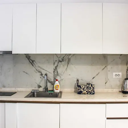 Spacious Living 828 Inn Golem (Tirana)